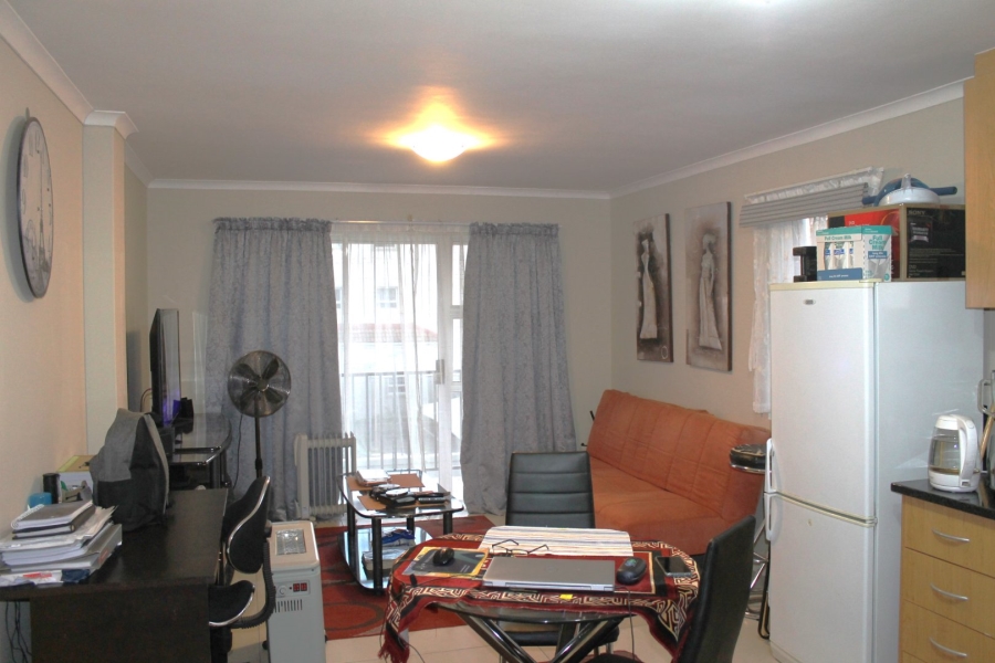 1 Bedroom Property for Sale in Gordons Bay Central Western Cape